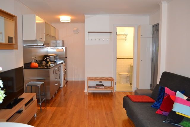 MODERN 1 BED/ 1 BATH APARTMENT IN DOWNTOWN PALO ALTO