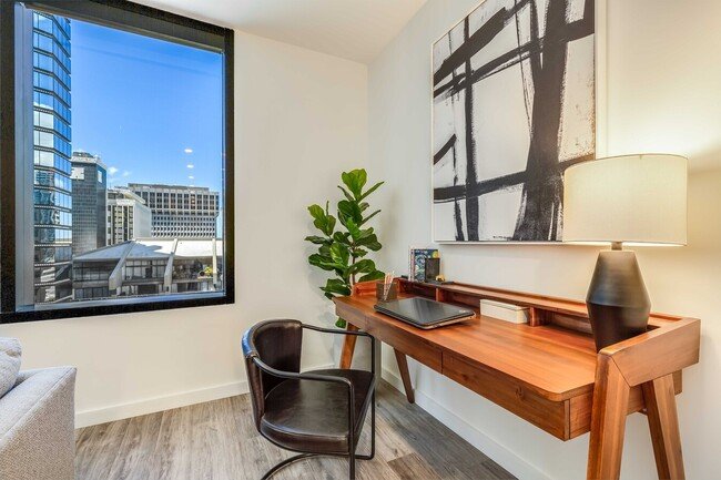 COMFORTABLE 1 BED/ 1 BATH APARTMENT IN DOWNTOWN HONOLULU