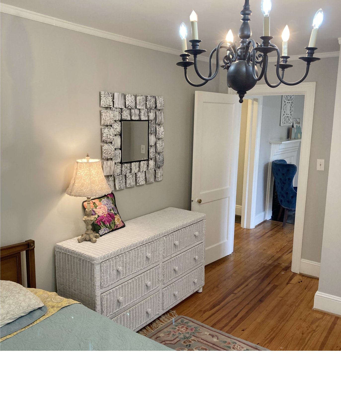 Lil Gem Belmont Furnished Nurse Rental just 1 mile to CaroMont Belmont Hospital, I-85 (Exit 26), and historic downtown Belmont
